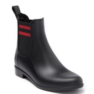 Aldo Etorella Rain Boot size 8